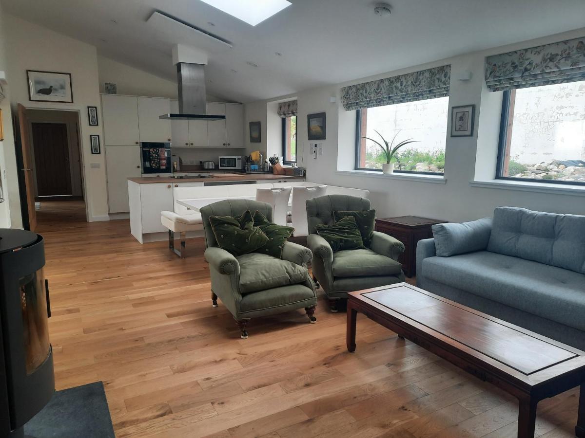 Carnmore Cottage Инвернес Екстериор снимка