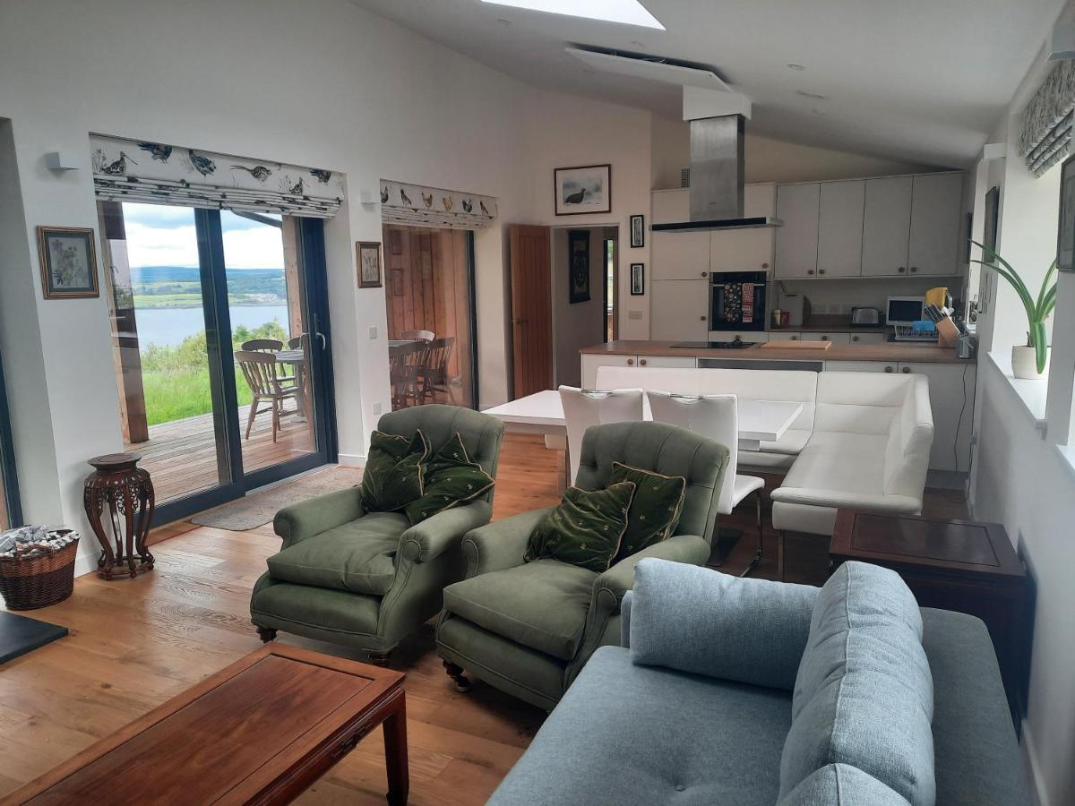 Carnmore Cottage Инвернес Екстериор снимка